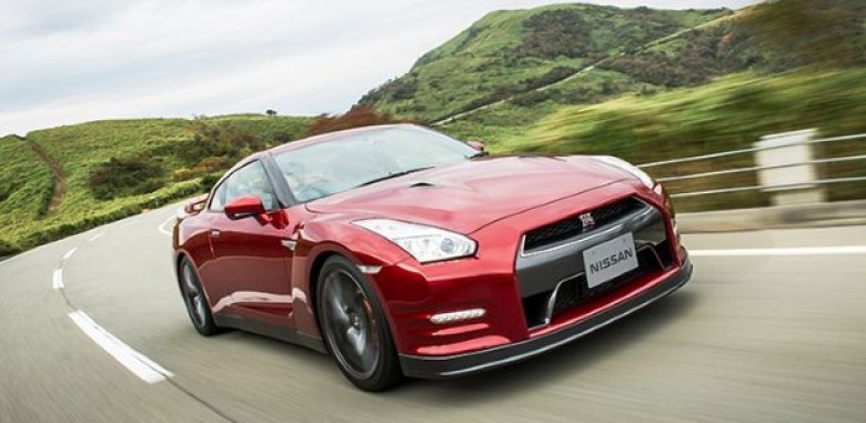 Top gear nissan gtr vs bullet train episode