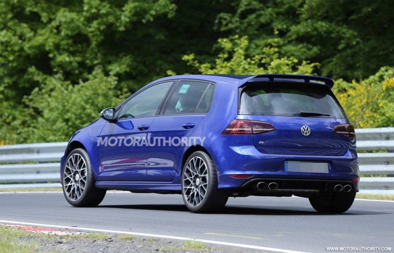 2017 Volkswagen Golf R400 Caught In The Flesh