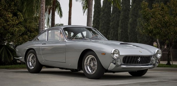 CarVerse Epic Car Collections: Ferrari 250 GT Lusso