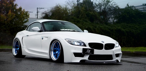 Wonderfully Wide BMW Z4