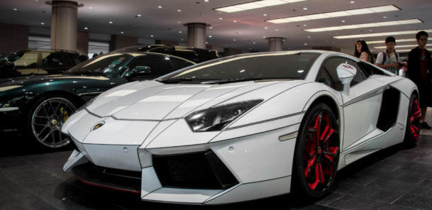 Tron Lamborghini Aventador