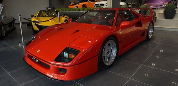 CarVerse Epic Find of the Day: 1990 Ferrari F40
