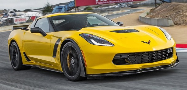 2015 Chevrolet Corvette Z06 Hot Lap! - 2015 Best Driver's Car Contender