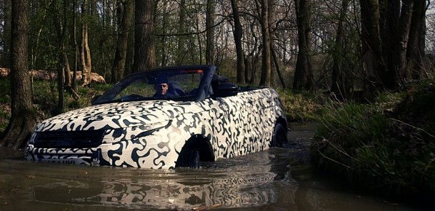 Off-road Testing with the Range Rover Evoque Convertible