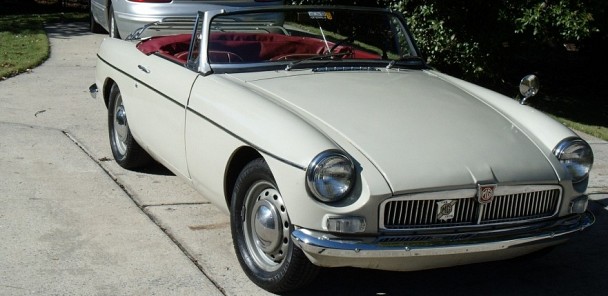 MG MGB: A British Icon Reborn - XCAR