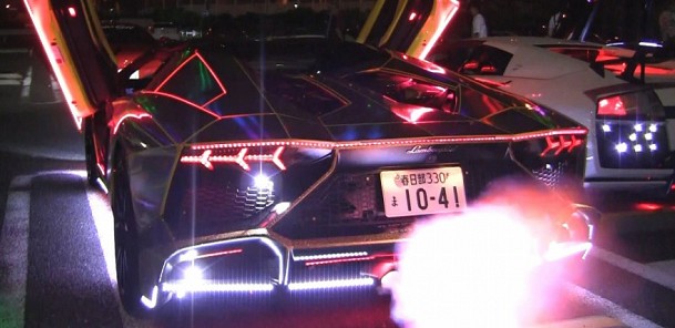CRAZY Hologram Bosozoku Lamborghini Aventador