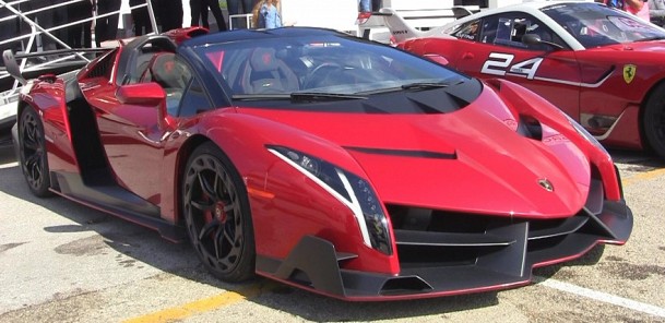 Take a Ride in the Monster Lamborghini Veneno Roadster