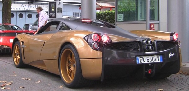 Pagani Huayra Stock vs Titanium Exhaust Sound!