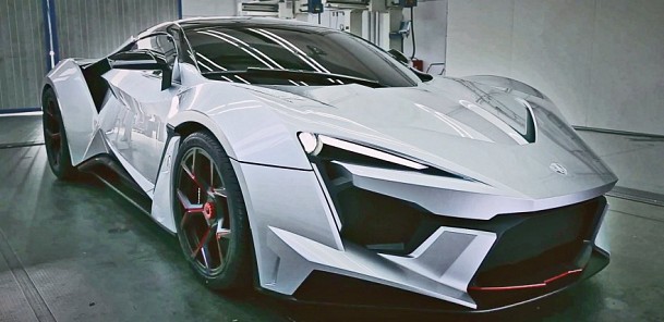 W Motors Fenyr SuperSport 900 hp - First Look