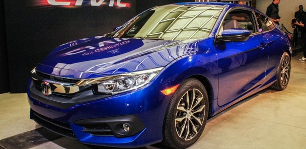 Watch the sleek & all new 2016 Honda Civic Coupe World Debut